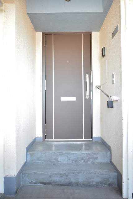 キャッスル共進マンション 玄関