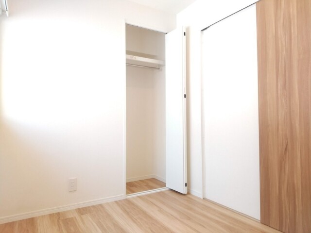 サンコート芝公園 洋室1