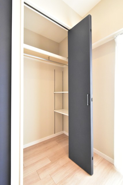 秀和南大井レジデンス 洋室2