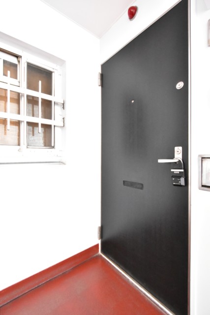 秀和南大井レジデンス 玄関