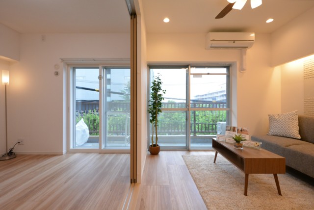 中野ハイネスコーポ バルコニー