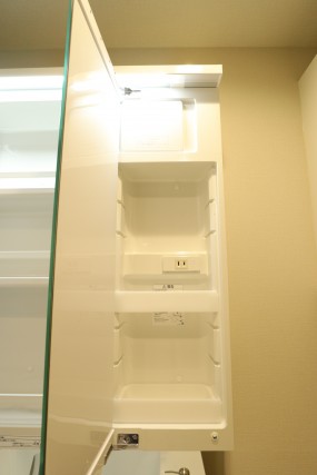 田町東豊エステート 洗面台