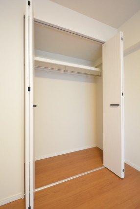 田町スカイハイツ 洋室2