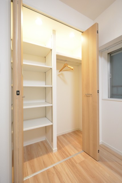 中野ハイネスコーポ 洋室3