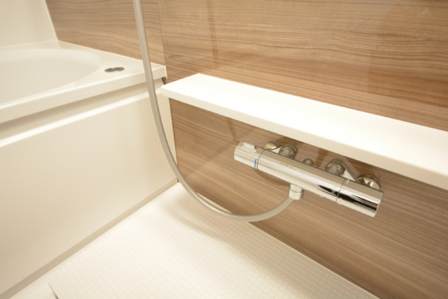 中野ハイネスコーポ 浴室