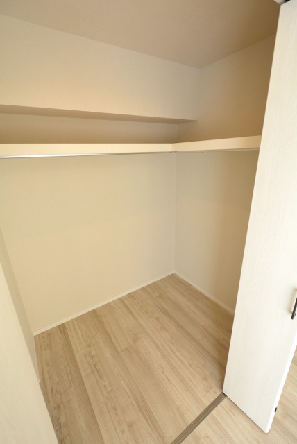 松見坂武蔵野マンション 洋室2