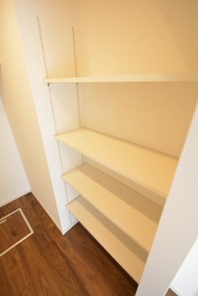 上馬ハイホーム 洋室1