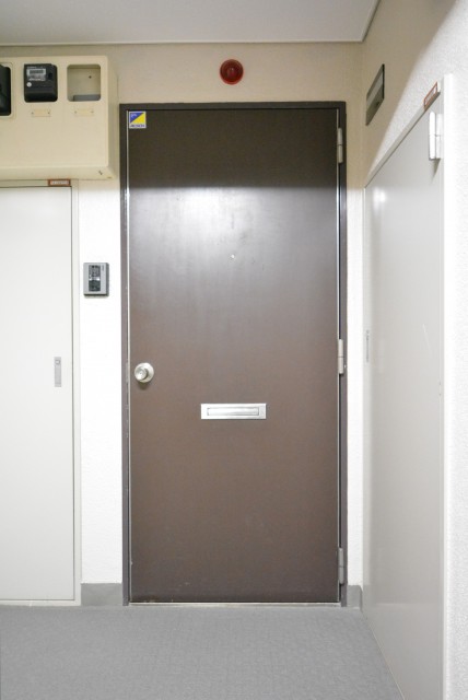 松濤ハウス 玄関