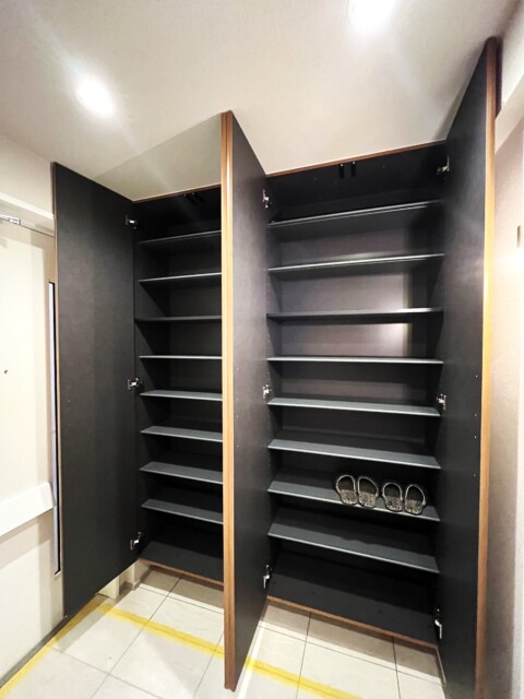 アトラス二子玉川園 玄関廊下