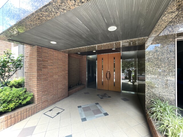 フリーディオ芝公園 エントランス