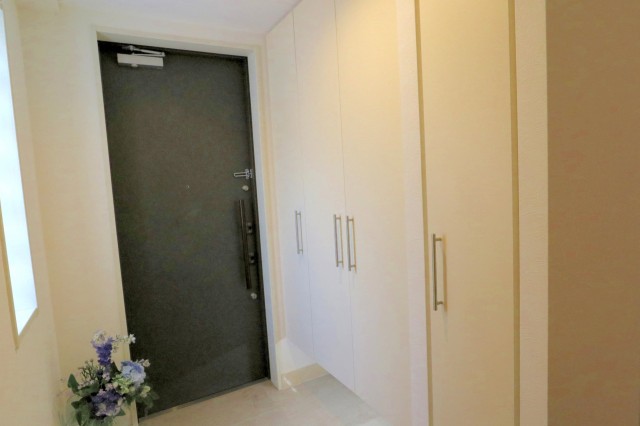 アルス代々木参宮橋コートアデリオン 玄関