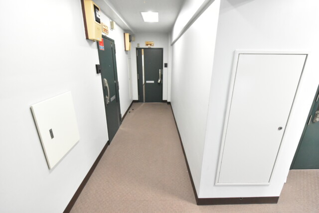 五反田サニーフラット 玄関