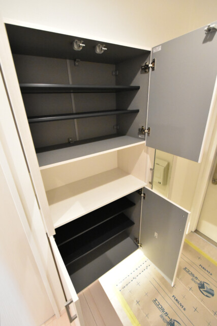 五反田サニーフラット 玄関