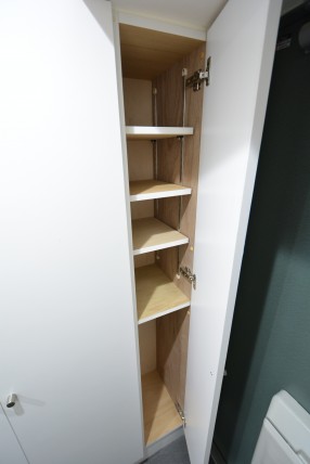 駒場ネオパレス 玄関