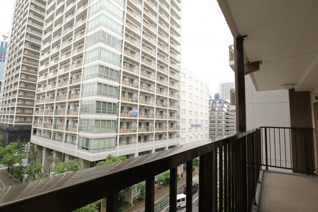 田町東豊エステート 玄関