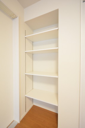 田町スカイハイツ 洋室2