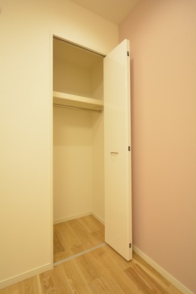 マンション雅叙苑 洋室2