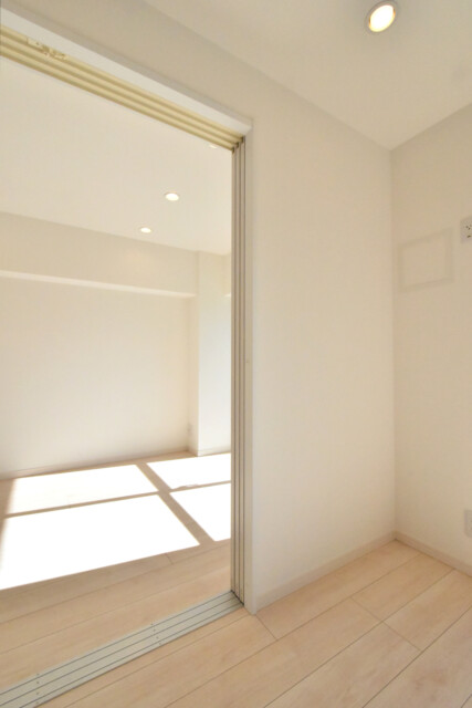 五反田サニーフラット LDK+洋室5,7帖