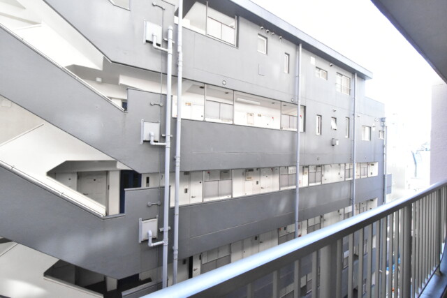 メゾン・ド・エビス バルコニー