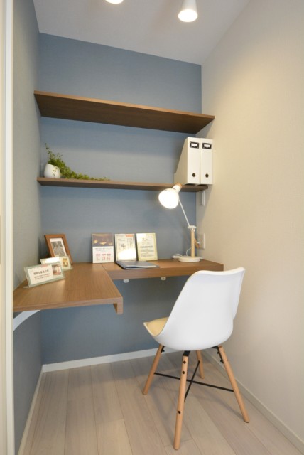 パレス三條 洋室