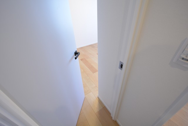 ヴァンヴェール世田谷 洋室1