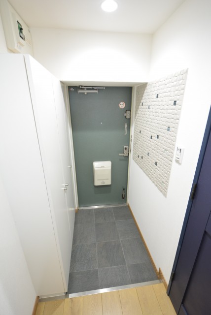 駒場ネオパレス 玄関