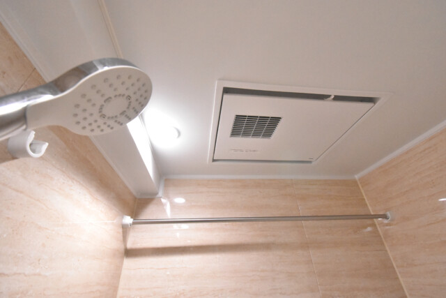 ライオンズマンション初台 浴室