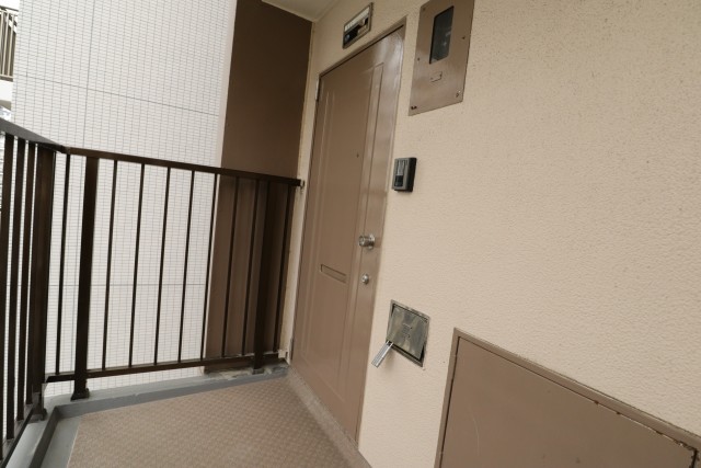 田町東豊エステート 玄関