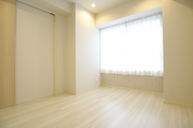 田町東豊エステート 洋室２