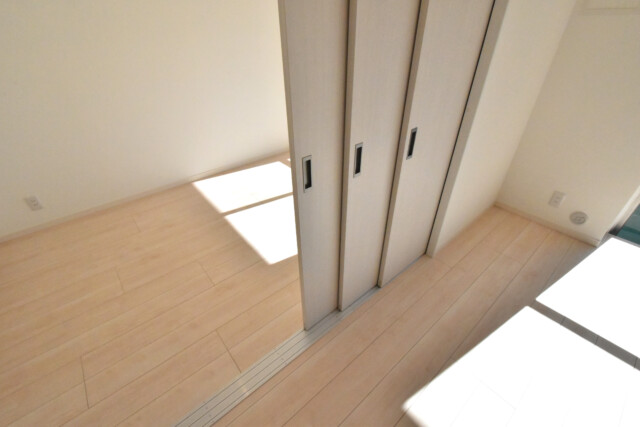 五反田サニーフラット LDK+洋室5,7帖