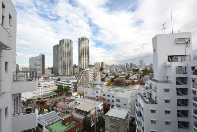 マンション雅叙苑 玄関