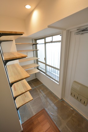 田町東豊エステート 玄関