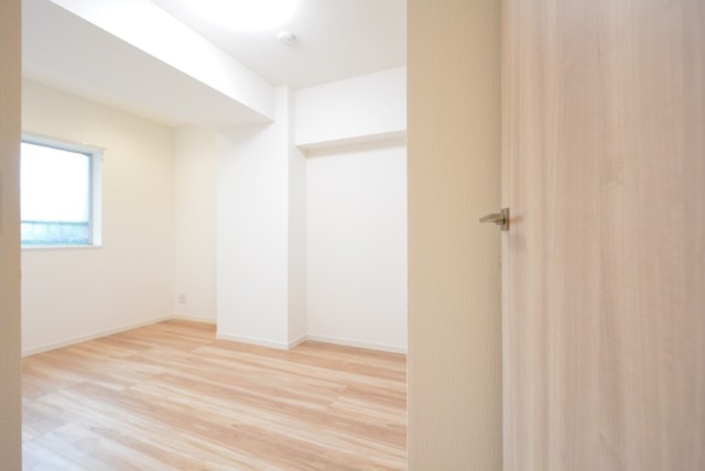 中野ハイネスコーポ 洋室1