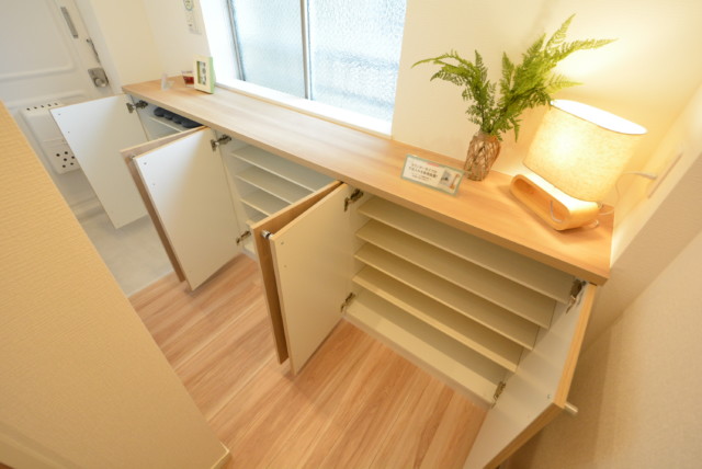 中野ハイネスコーポ 玄関