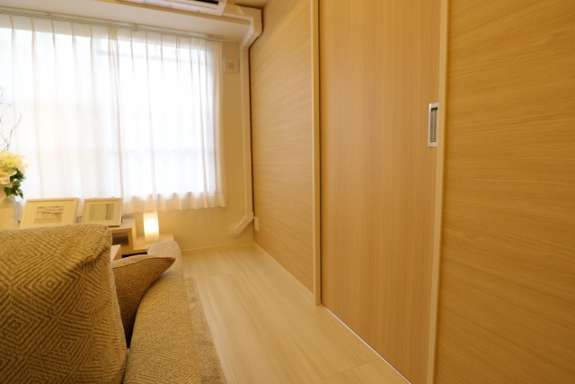 田町東豊エステート 洋室１