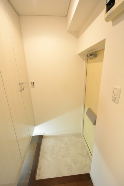 エクセル旗の台 玄関