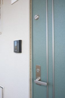 駒場ネオパレス 玄関 駒場ネオパレス 玄関