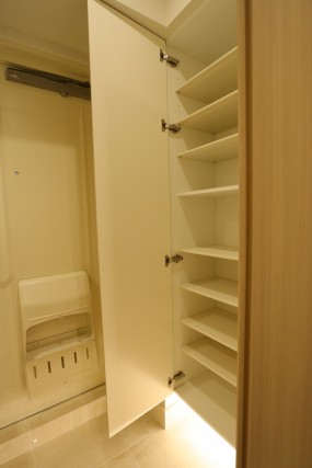 田町東豊エステート 玄関