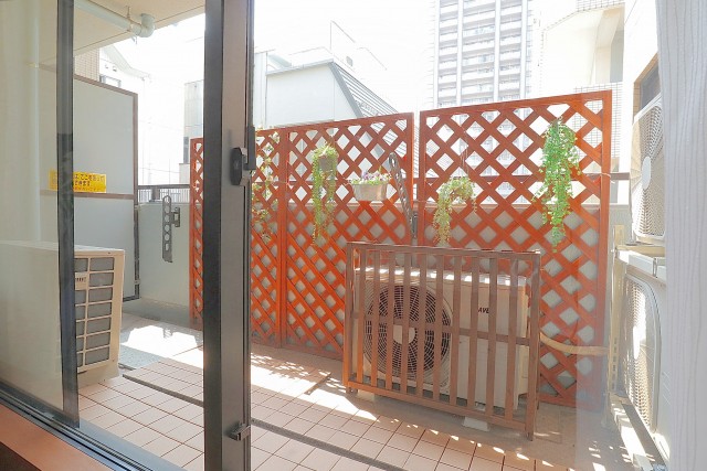 クレストフォルム月島セントラルコート バルコニー