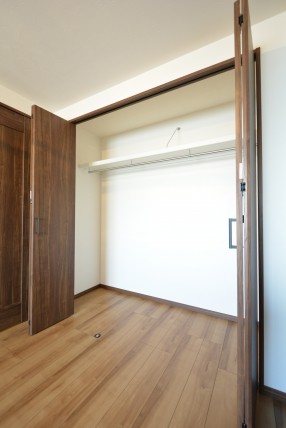 グリーンヒル新宿 洋室1