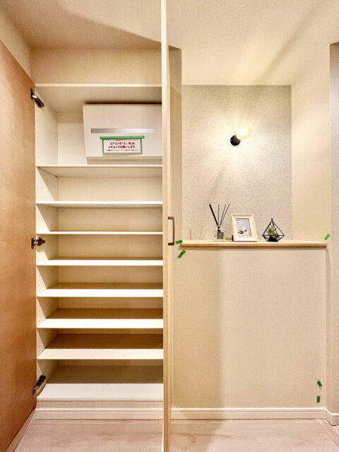 グランドパレス田町 玄関・廊下