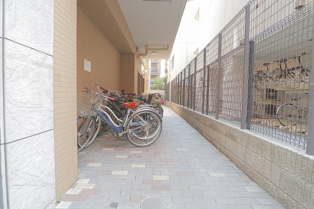 クレストフォルム月島セントラルコート エントランス