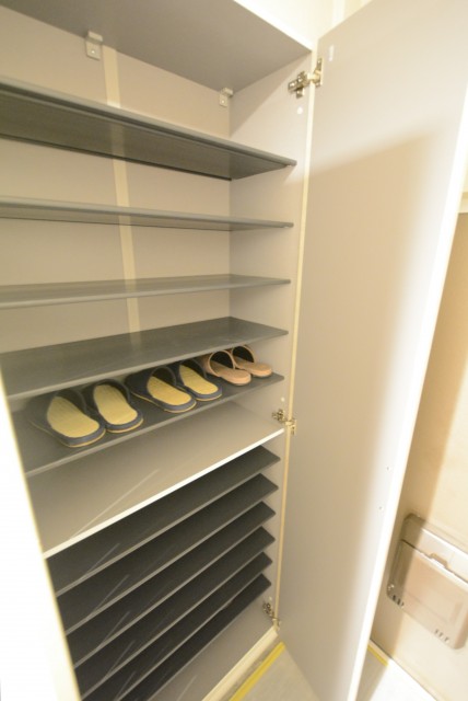 グリーンヒル新宿 玄関