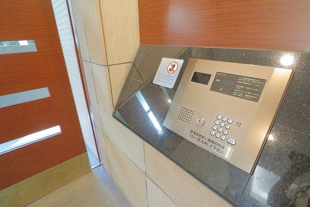 クレストフォルム月島セントラルコート エントランス