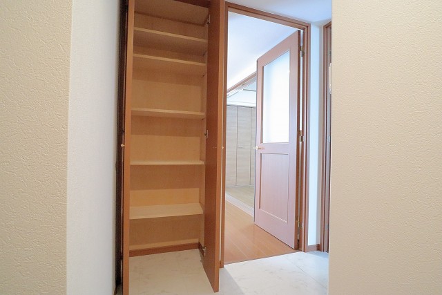 クレストフォルム月島セントラルコート 玄関