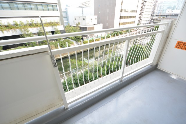 三田ナショナルコート バルコニー