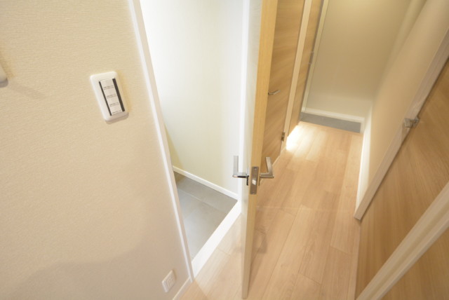 秀和代官山レジデンス 洗面室