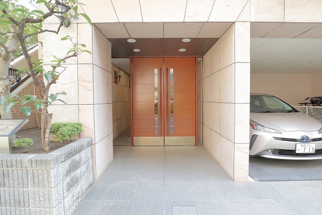 クレストフォルム月島セントラルコート エントランス