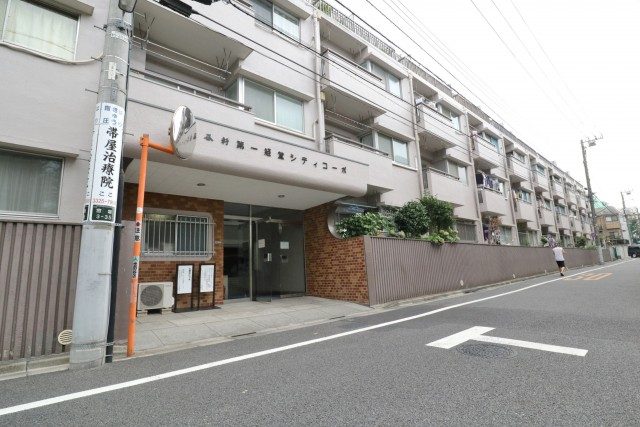 四谷軒第１経堂シティコーポ 入口周辺