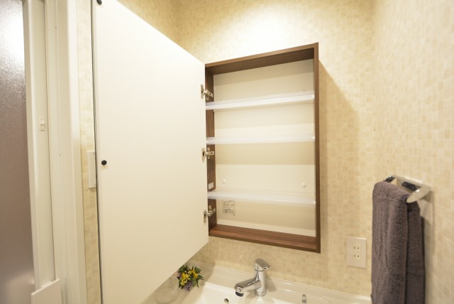 NK五反田コータース 洗面室